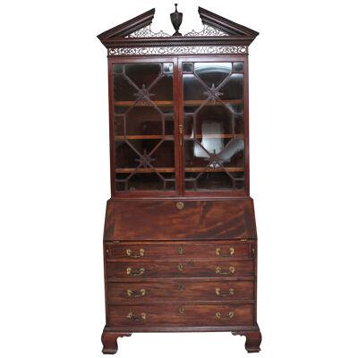 Superb quality 18th Century mahogany bureau bookcase
