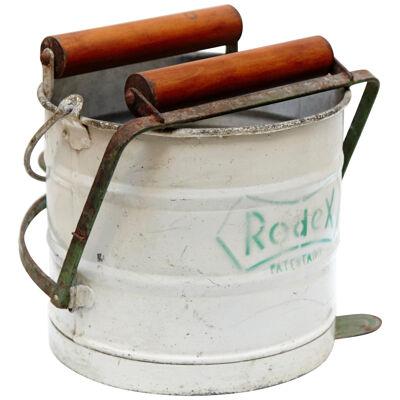 Rodex Mop Bucket Frist Patent by Manuel Jalon Corominas