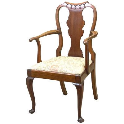 Queen Anne Style Walnut Childs Chair