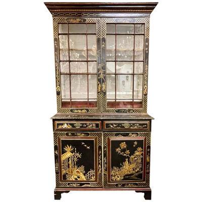 19th Century English Black Lacquered Bookcase with Raised Chinoiserie