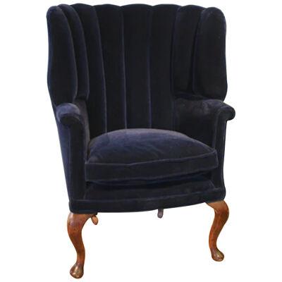 "AF2-146:  Early 19th Century American Barrel Back Wing Chair"