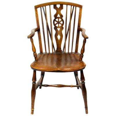 AF2-200: EARLY 18TH CENTURY ENGLISH WINDSOR ARMCHAIR
