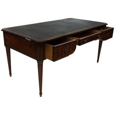 AF5-008: EARLY 20TH CENTURY LOUIS XVI STYLE MAHOGANY BUREAU PLAT W/ LEATHER TOP