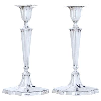 PAIR OF EARLY 20TH CENTURY STERLING SILVER CANDLESTICKS