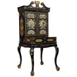 19TH CENTURY CHINESE CANTON BLACK LACQUERED DESK CABINET