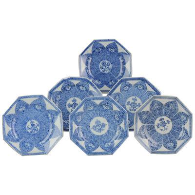 Set Antique Chinese Kangxi / Yongzheng SE Asian Market dish Blue White Lotus