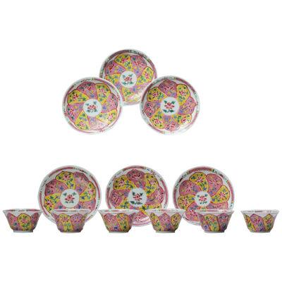 Antique Chinese Lotus SE Asian Market Porcelain Tea Set Cups Bowls Top