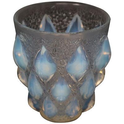 Rene Lalique Opalescent Glass 'Rampillon' Vase