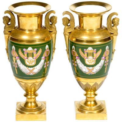 19th Century Pair of Paris Porcelain Vases