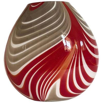 Abstarct Vase in Milky-White Murano Style Glass With Red and Beige Reeds