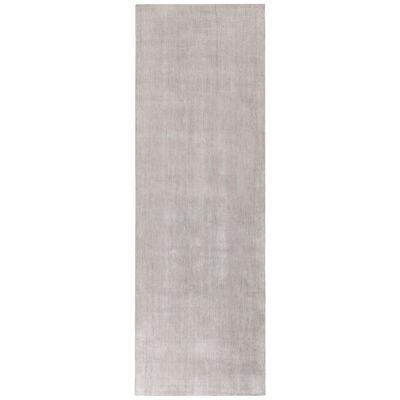 Rug & Kilim’s Contemporary Gallery Rug in Solid Gray-Silver, Tone on Tone