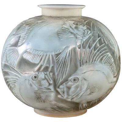 1921 René Lalique - Vase Poissons Cased Opalescent Glass With Grey Patina