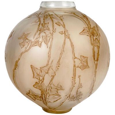 1912 René Lalique - Vase Grande Boule Lierre Frosted Glass With Sepia Patina