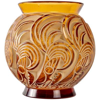 1931 René Lalique - Vase Le Mans Amber Yellow Glass With Green Beige Patina