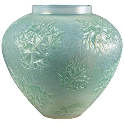 1923 René Lalique - Vase Estérel Double Cased Opalescent Glass With Green Patina