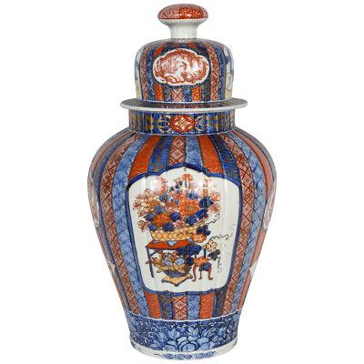 19th Century Japanese lidded Imari vase.