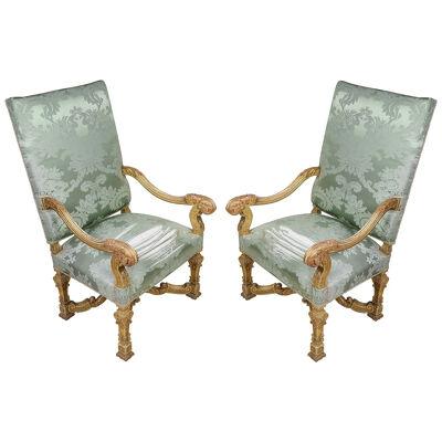 Fine quality William and Mary style giltwood arm chairs, C19th Century