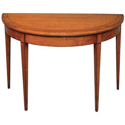 A Sheraton period satinwood Card Table.