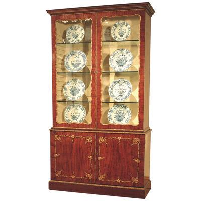 Mid 18th Century mahogany & gilt gesso Display Bookcase.