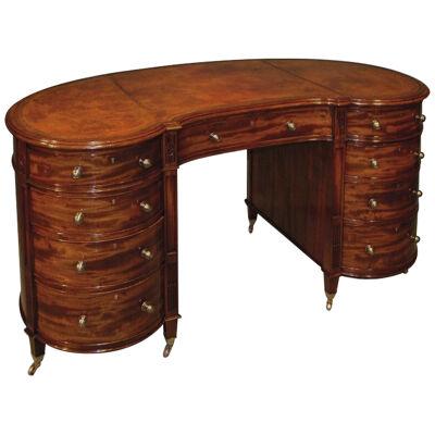 A fine quality 19th Century mahogany kidney shaped Pedestal Desk