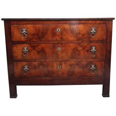 Early 19th Century French walnut chest of drawers