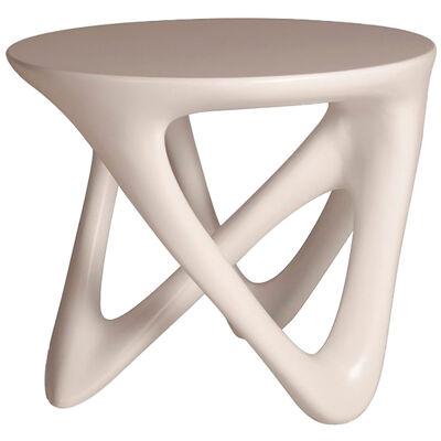 Amorph Ya side table in White lacquer 