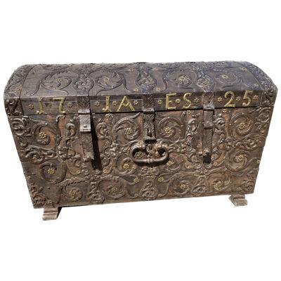 A Westphalian traveling chest.