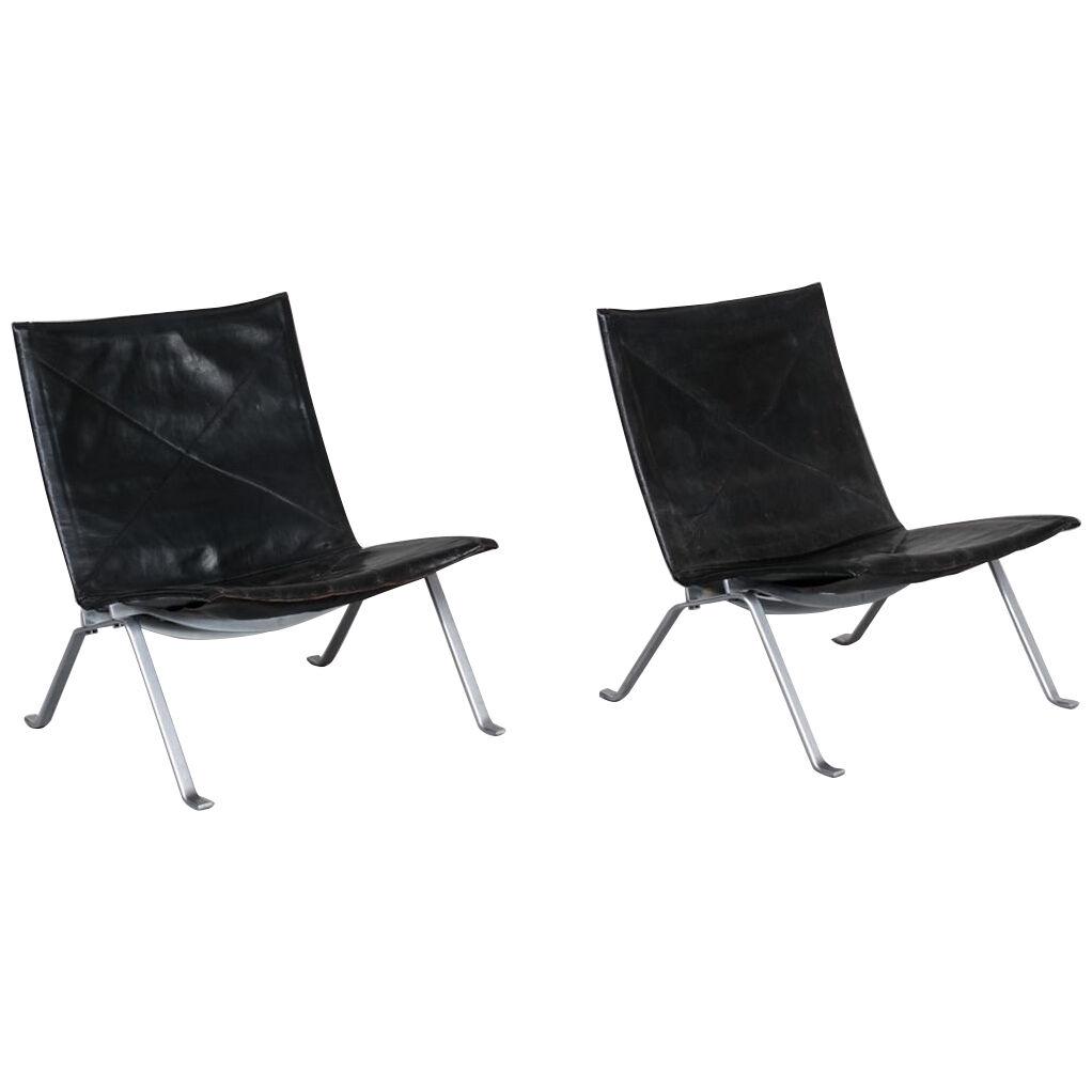 Pair of Original Mid-Century Poul Kjaerholm PK22 Leather Lounge Chairs
