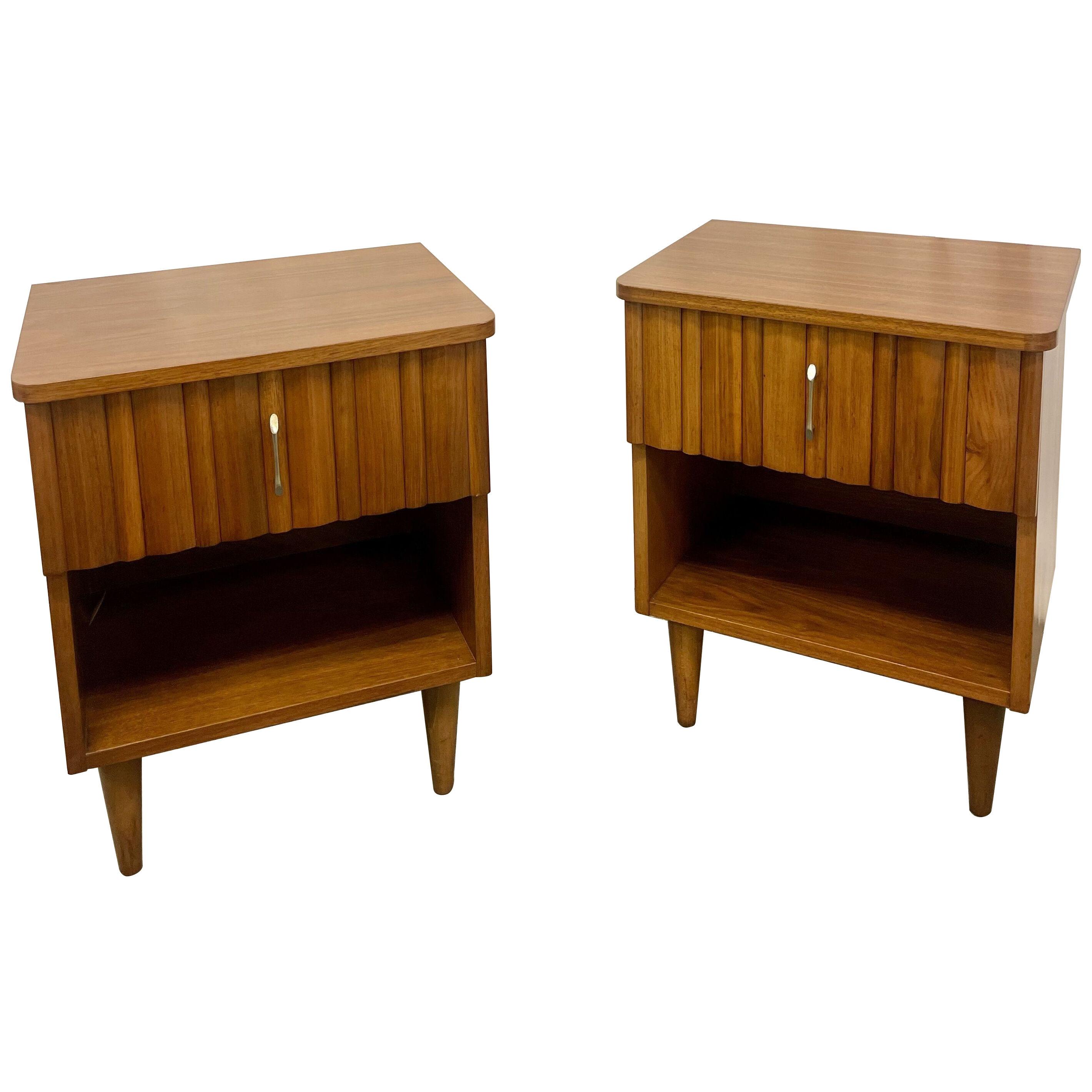 Pair Mid-Century Open Nightstands, Side/End Tables, American, Walnut, 1960s