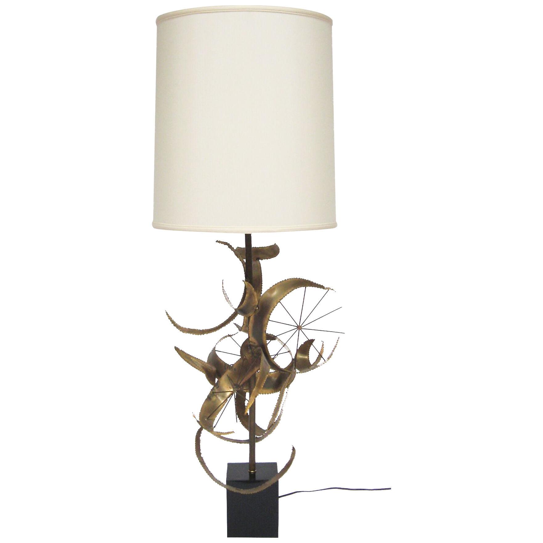 Laurel “Setarrah” Sculptural Table Lamp
