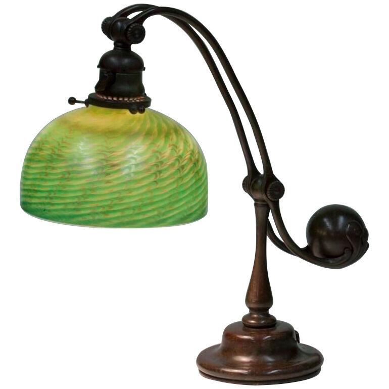 Balance Weight Desk Lamp