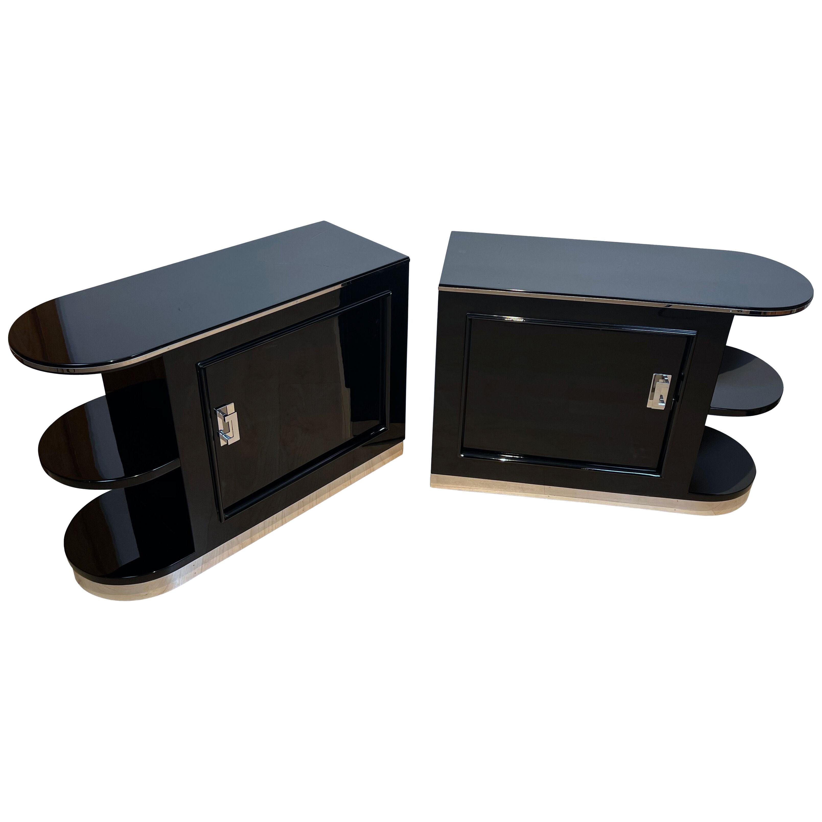 Pair of Art Deco Cabinets/Nightstands, Black Lacquer, Maple, France circa 1930