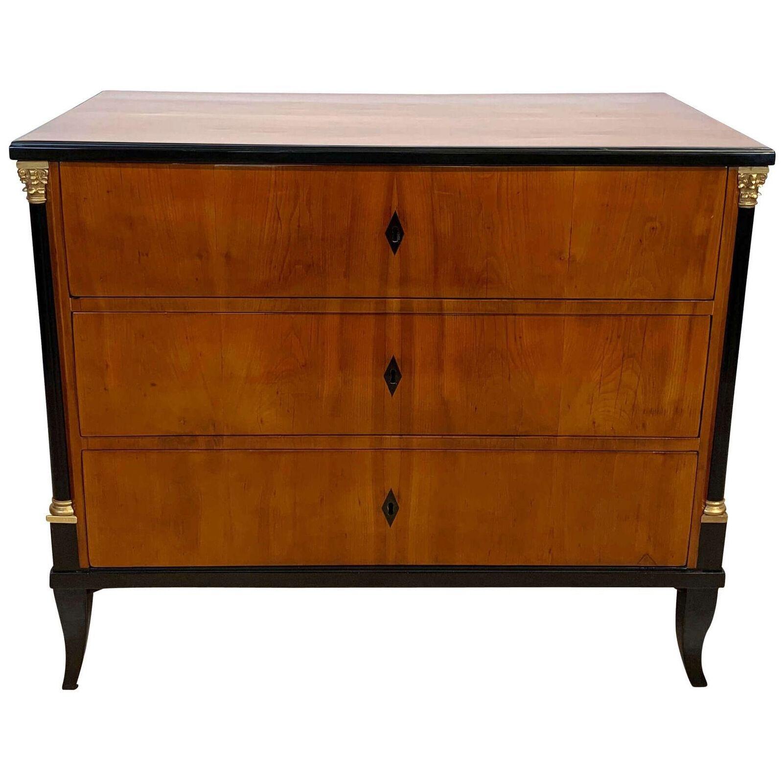 Small Commode / Chest of Drawers, Cherry Veneer, South Germany circa 1820