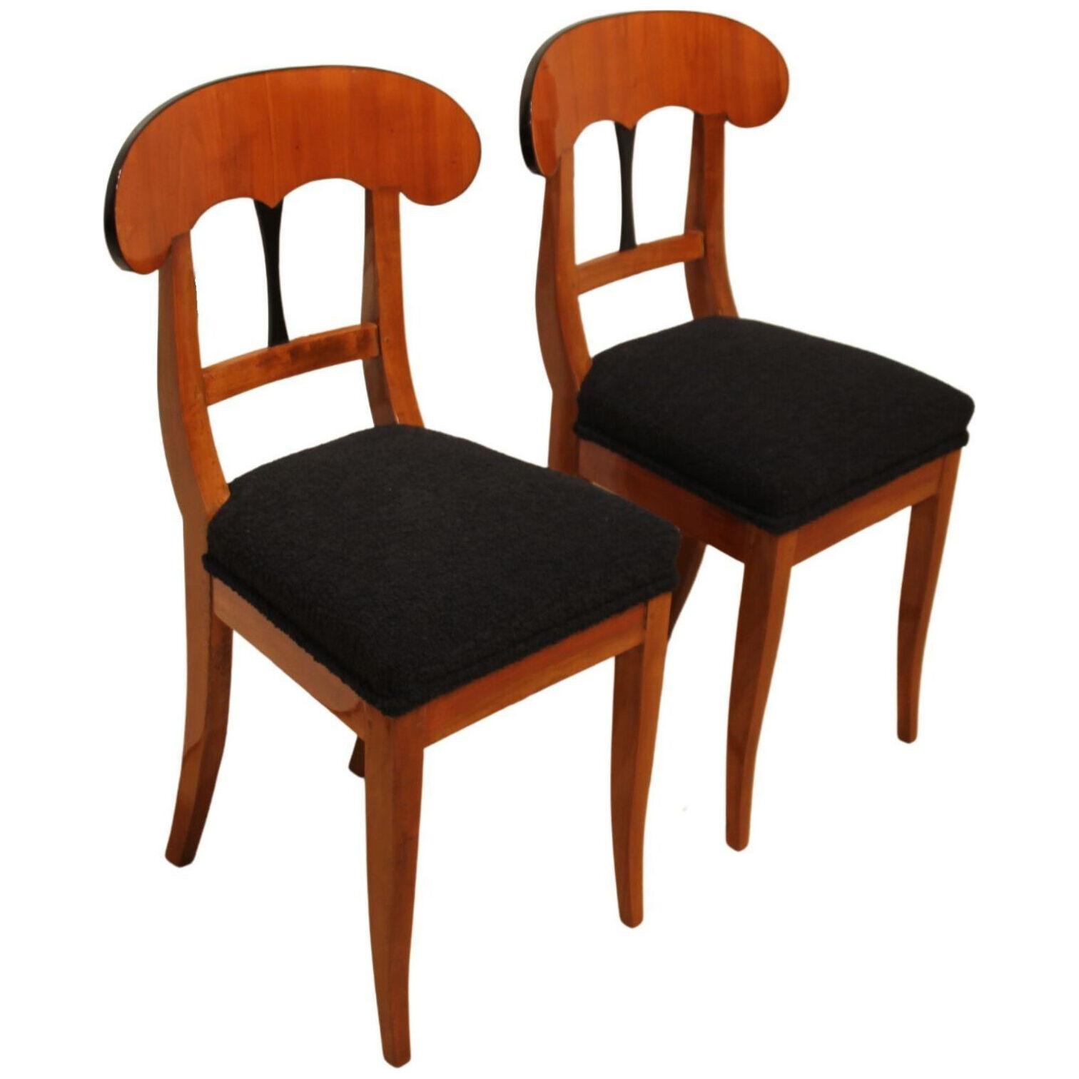 Pair of Biedermeier Shovel Chairs, Cherry Veneer, South Germany circa 1820