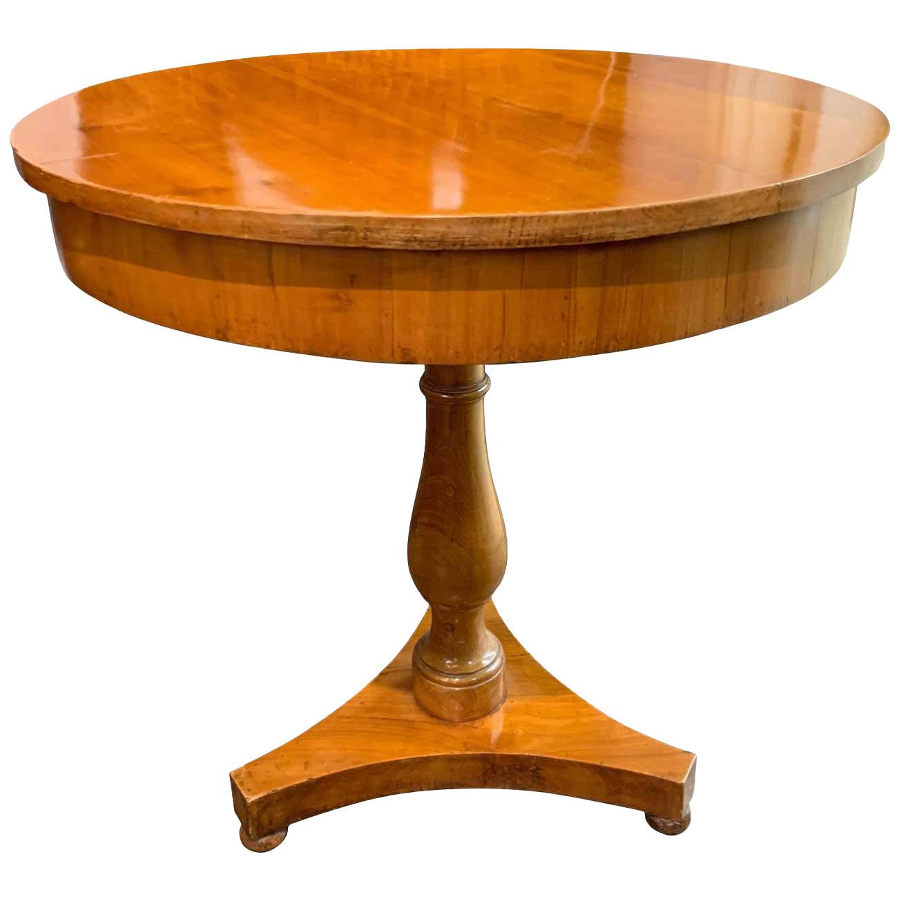 19th Century Austrian Biedermeier Maple Wood Side Table