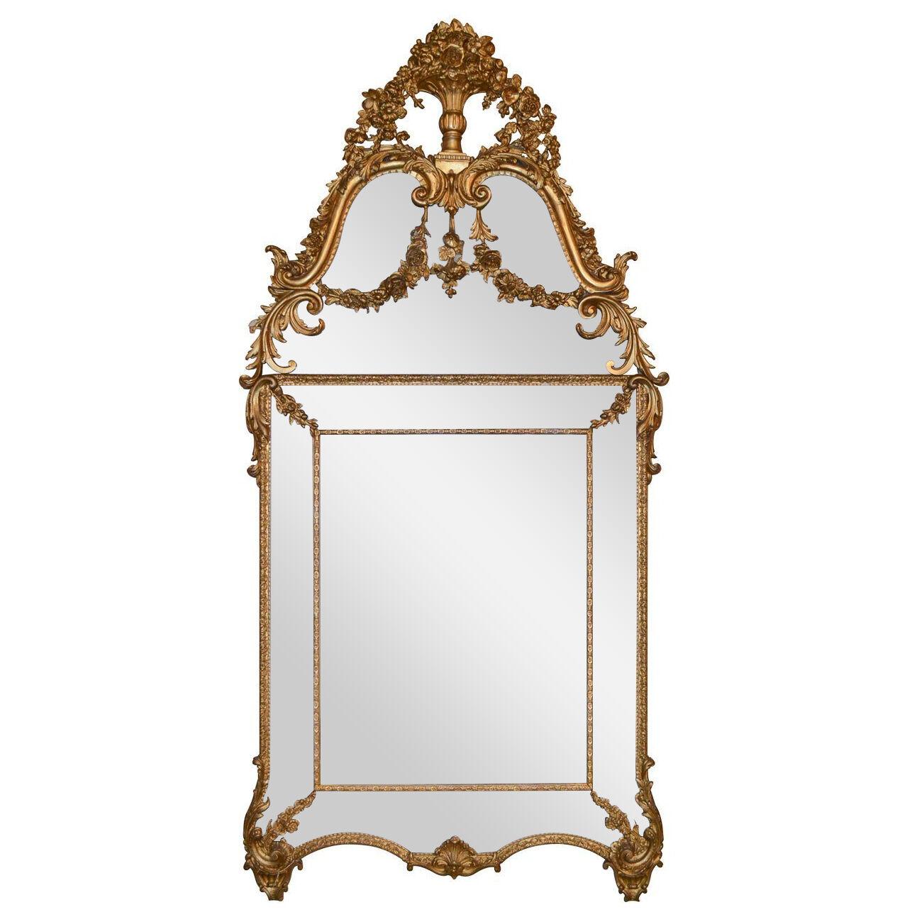 Fine French Louis XVI Giltwood Mirror