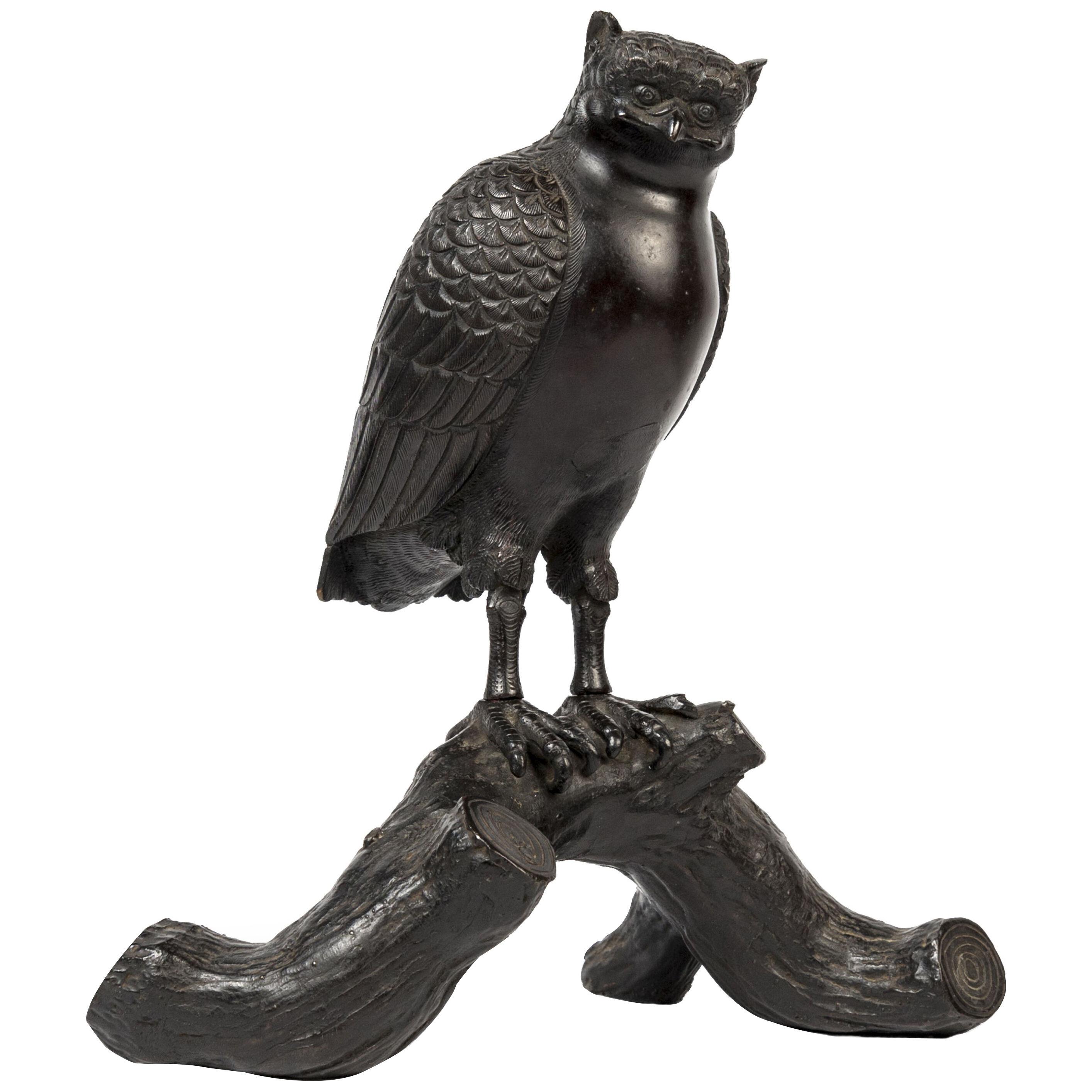 Japanese bronze okimono owl by Murata Seimin 村田製眠