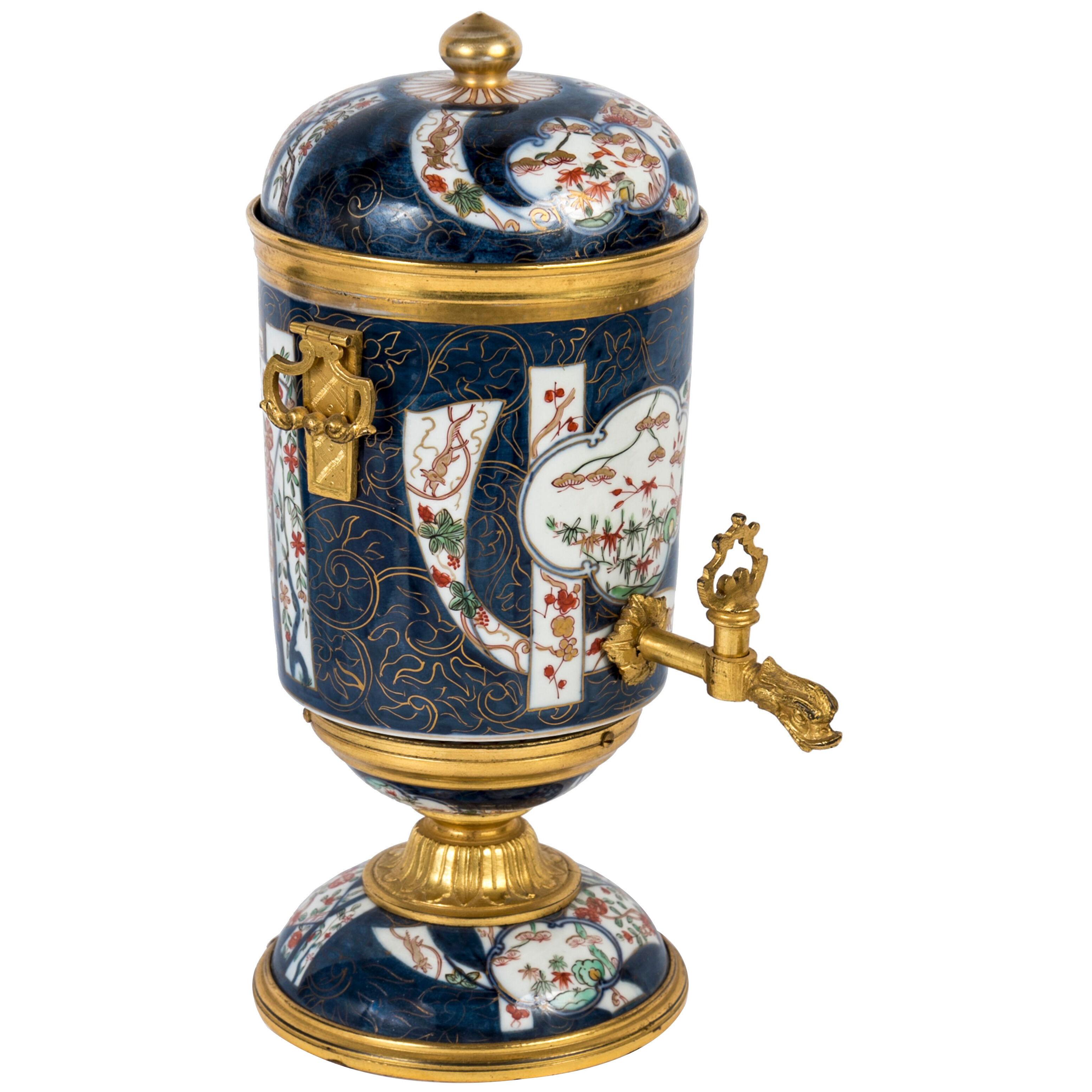 Chinese imari kinrandé porcelain perfume fountain mounted in gilt bronze