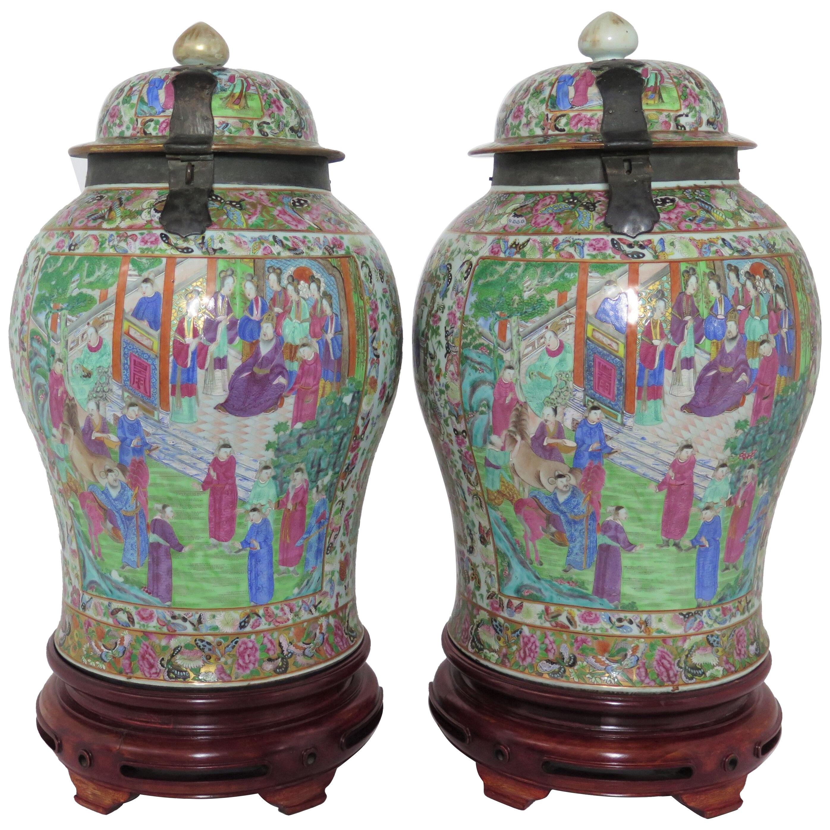 A Pair of Late 18th-Early 19th Century Chinese Lidded Jars