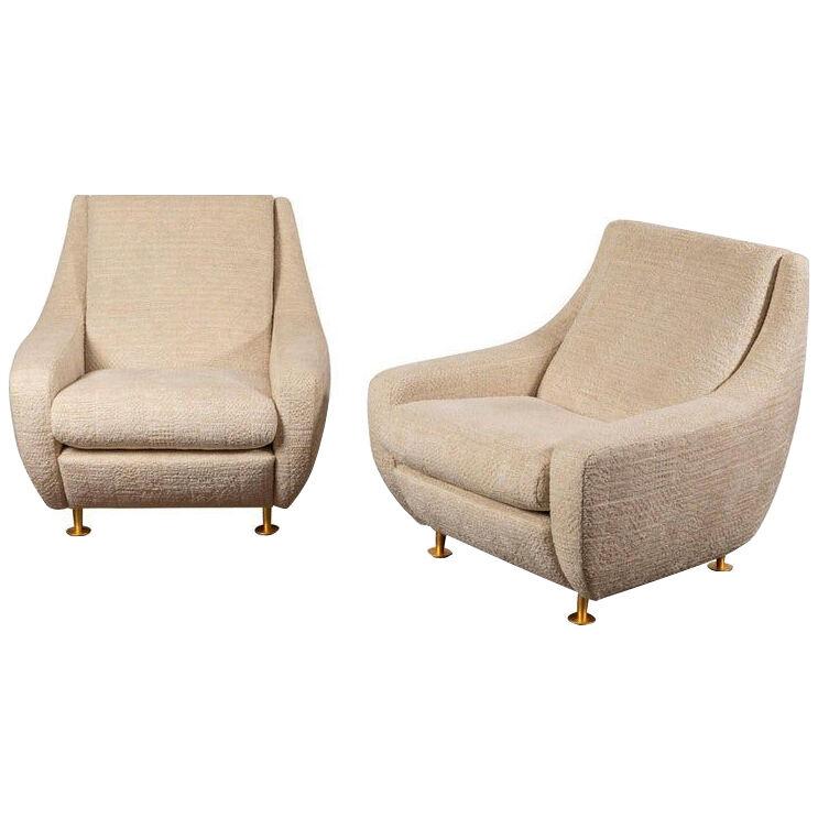 Pair of Large Lounge Chairs in the Style Marco Zanuso