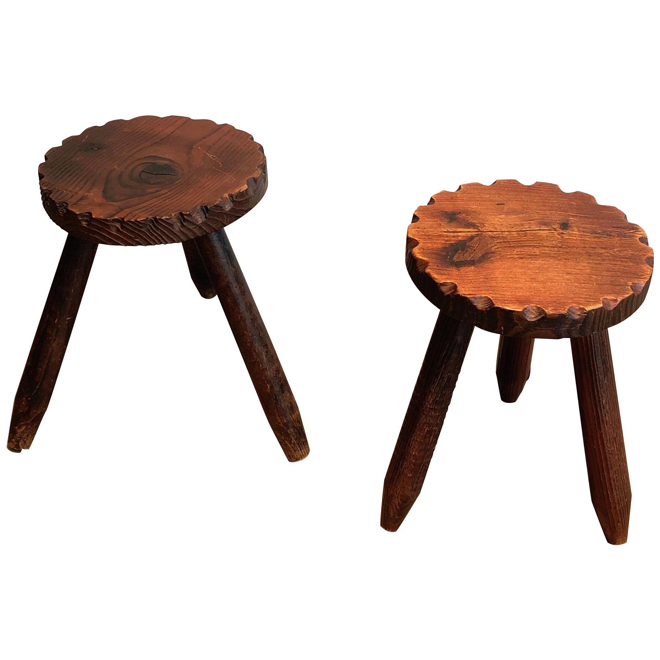 Pair of pine brutalist stools. French work. Circa 1950