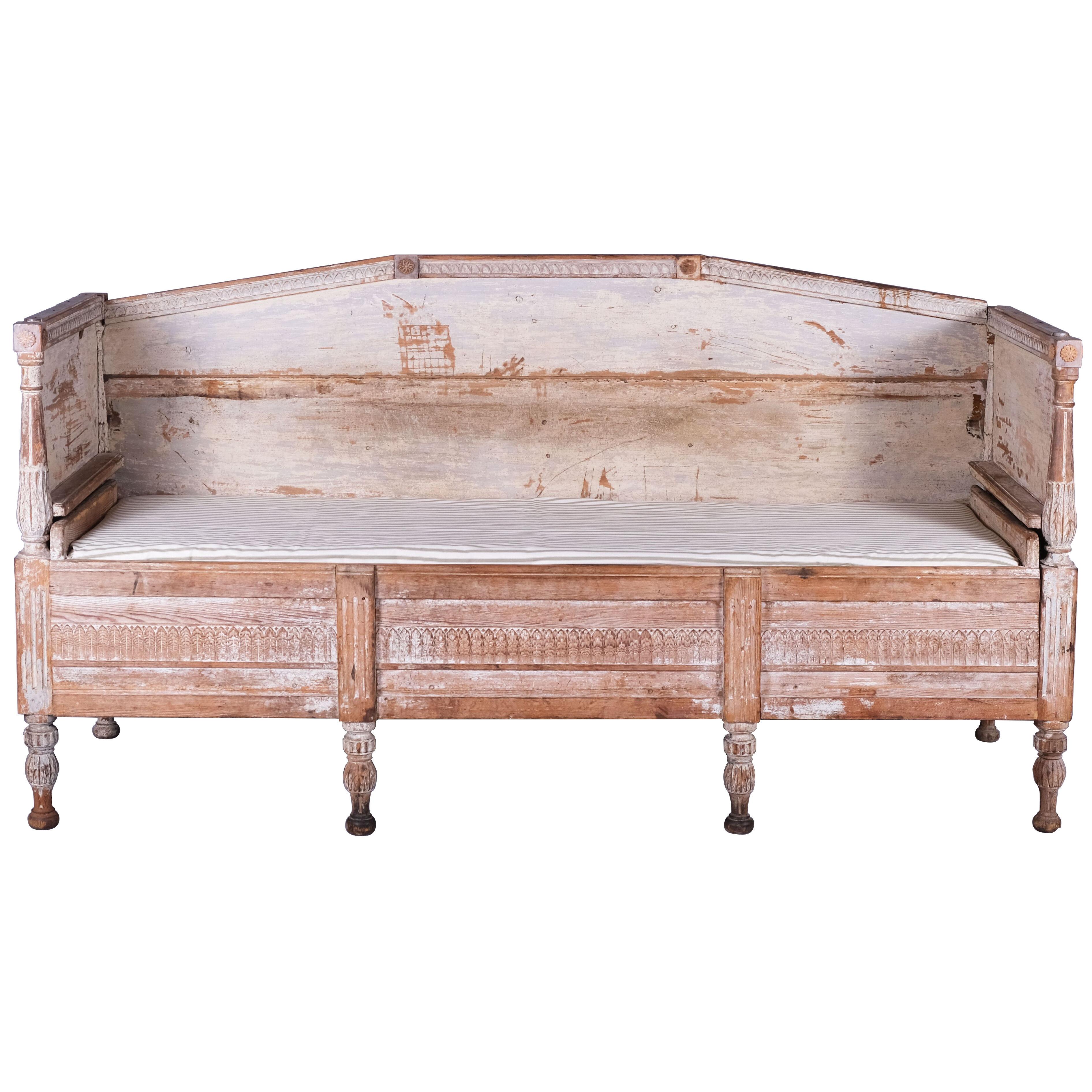 18th Century Gustavian Painted Daybed 
