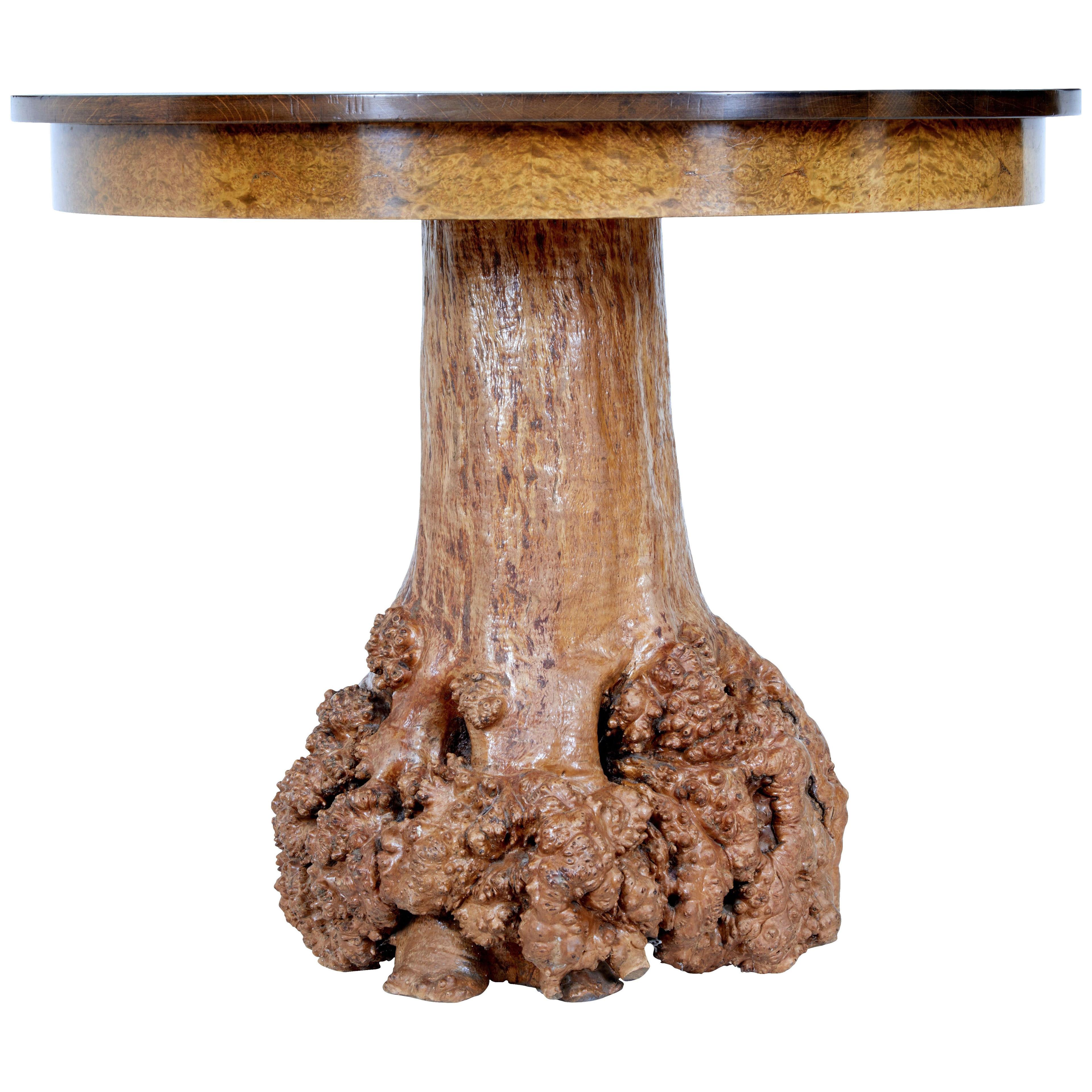 UNUSUAL CIRCULAR OCCASIONAL TABLE WITH BURR ROOT BASE