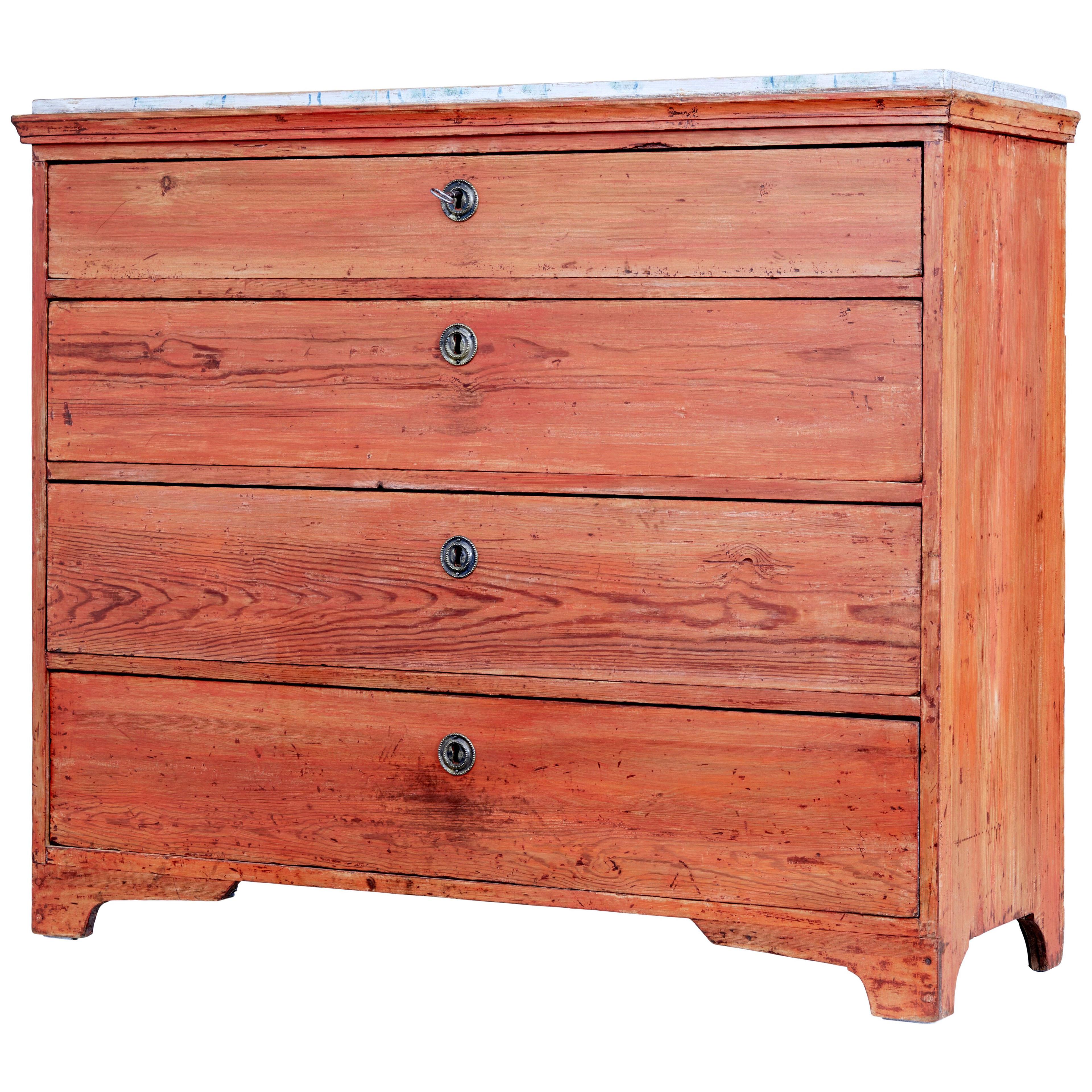 SWEDISH EARLY 19TH CENTURY PAINTED PINE CHEST OF DRAWERS