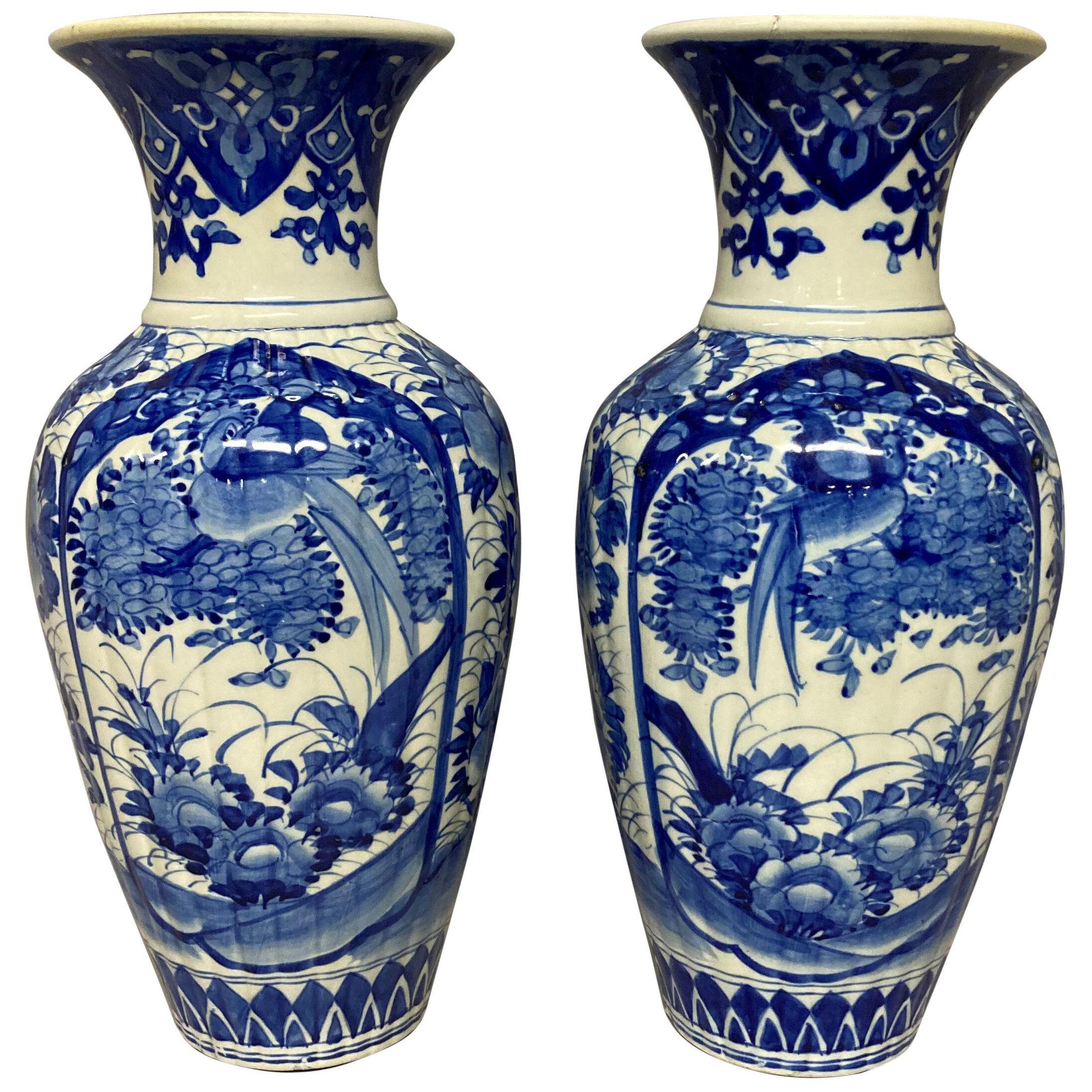A PAIR OF CHINESE BLUE & WHITE BALUSTER VASES