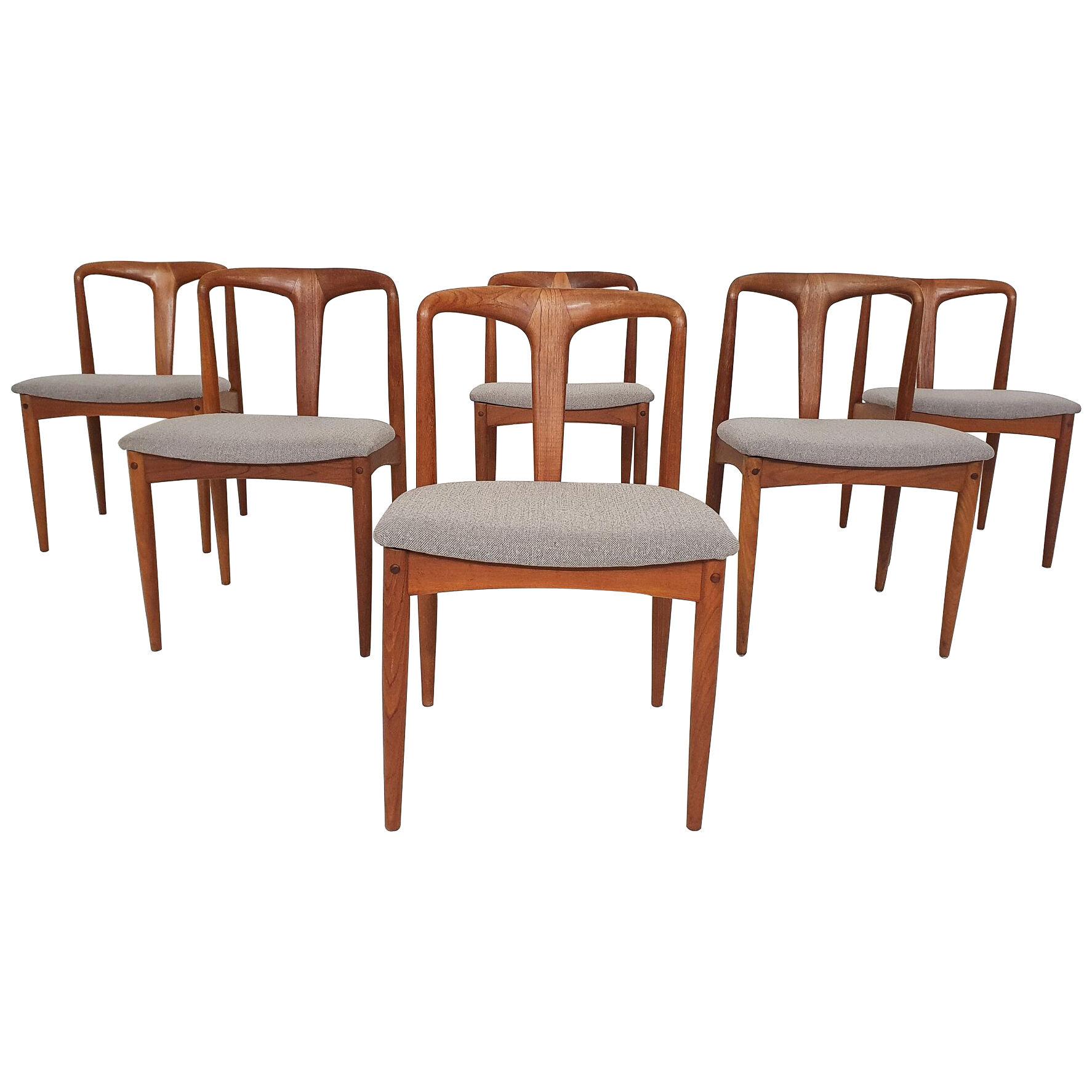 Set of 6 Johannes Andersen for Uldum Mobelfabrik teak dining chairs  “Juliane” 