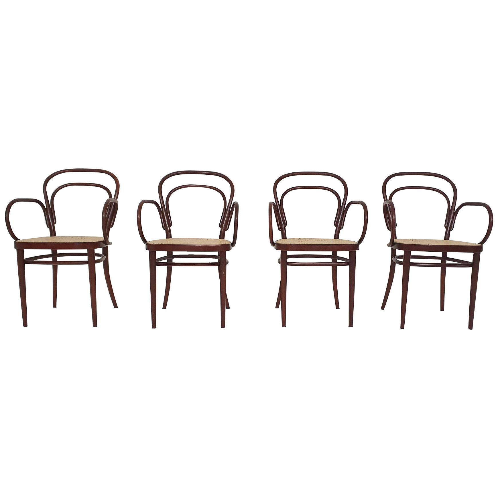 Set of 4 Thonet model 78 dining chairs with arm rests