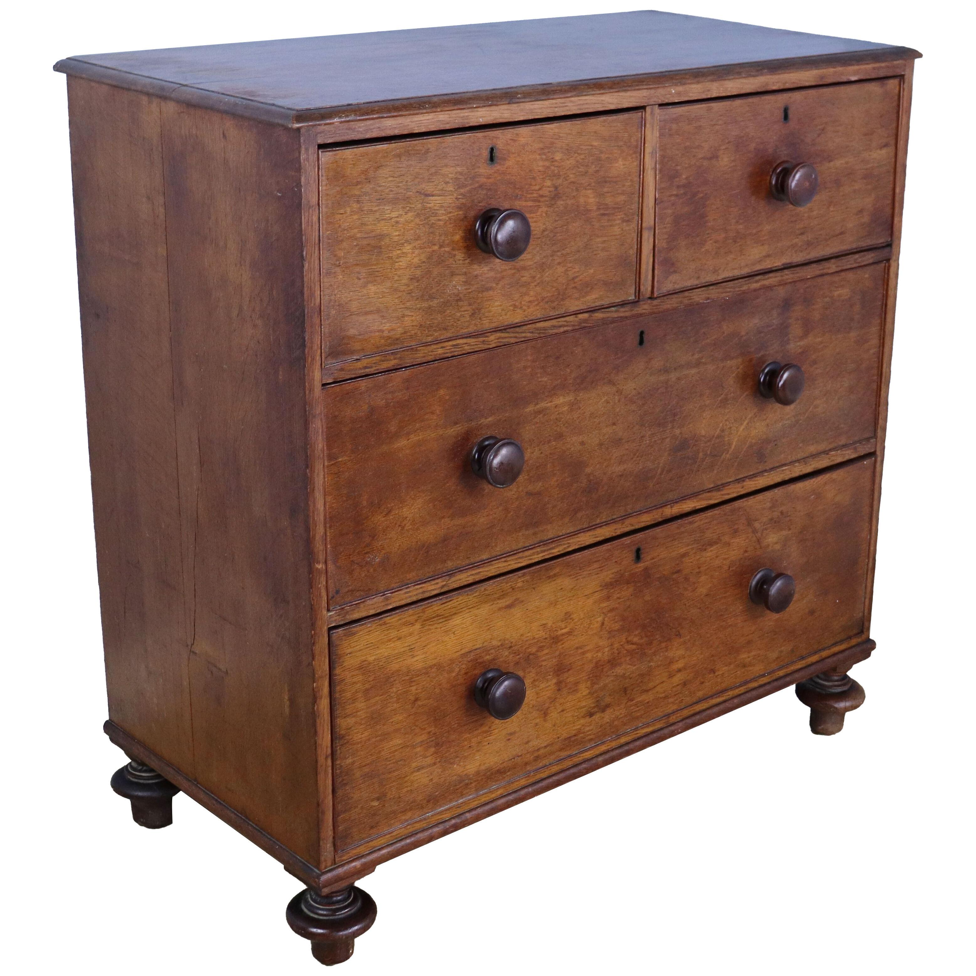 Victorian Oak Chest of Drawers