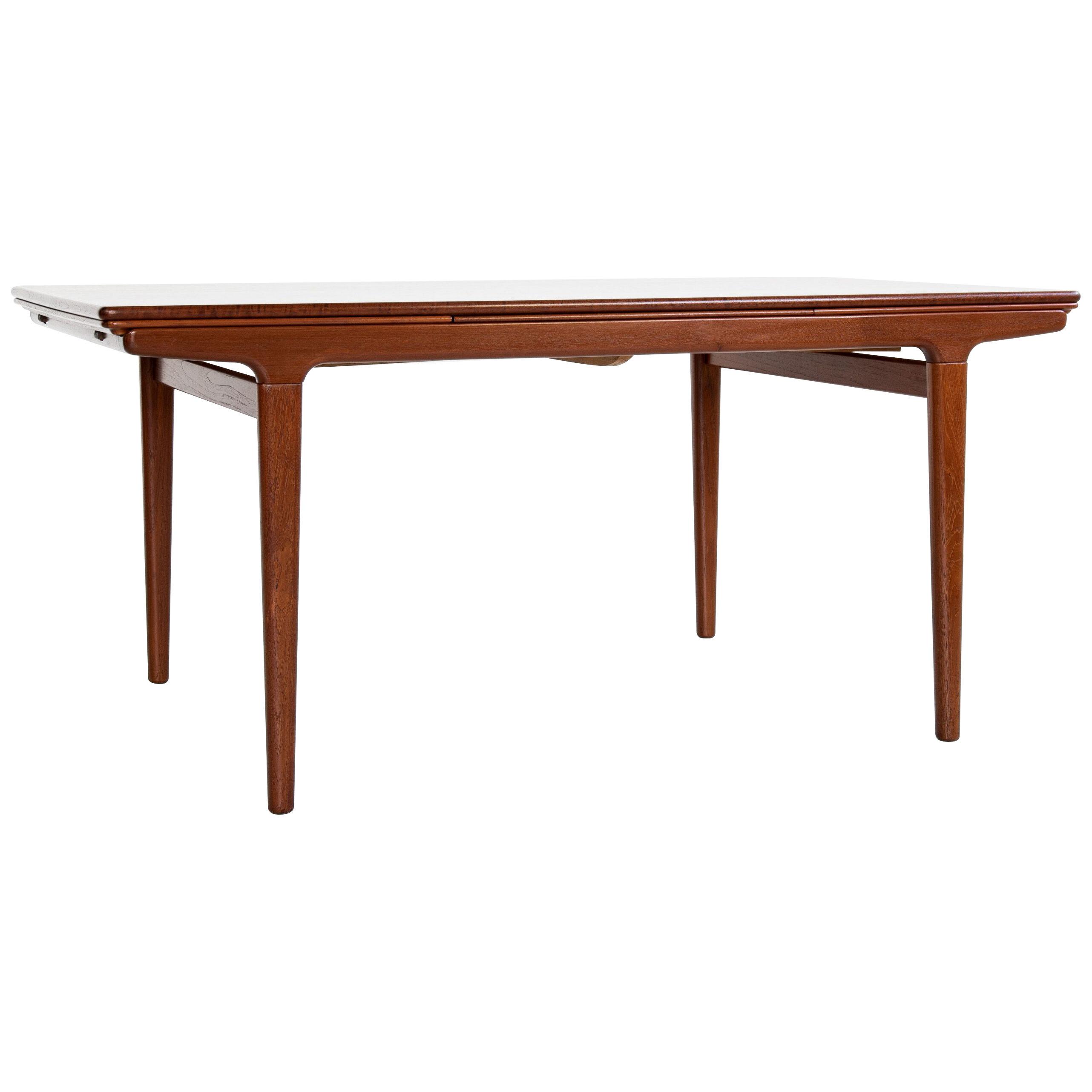 Midcentury Danish extendable dining table in teak by Johannes Andersen 1960s