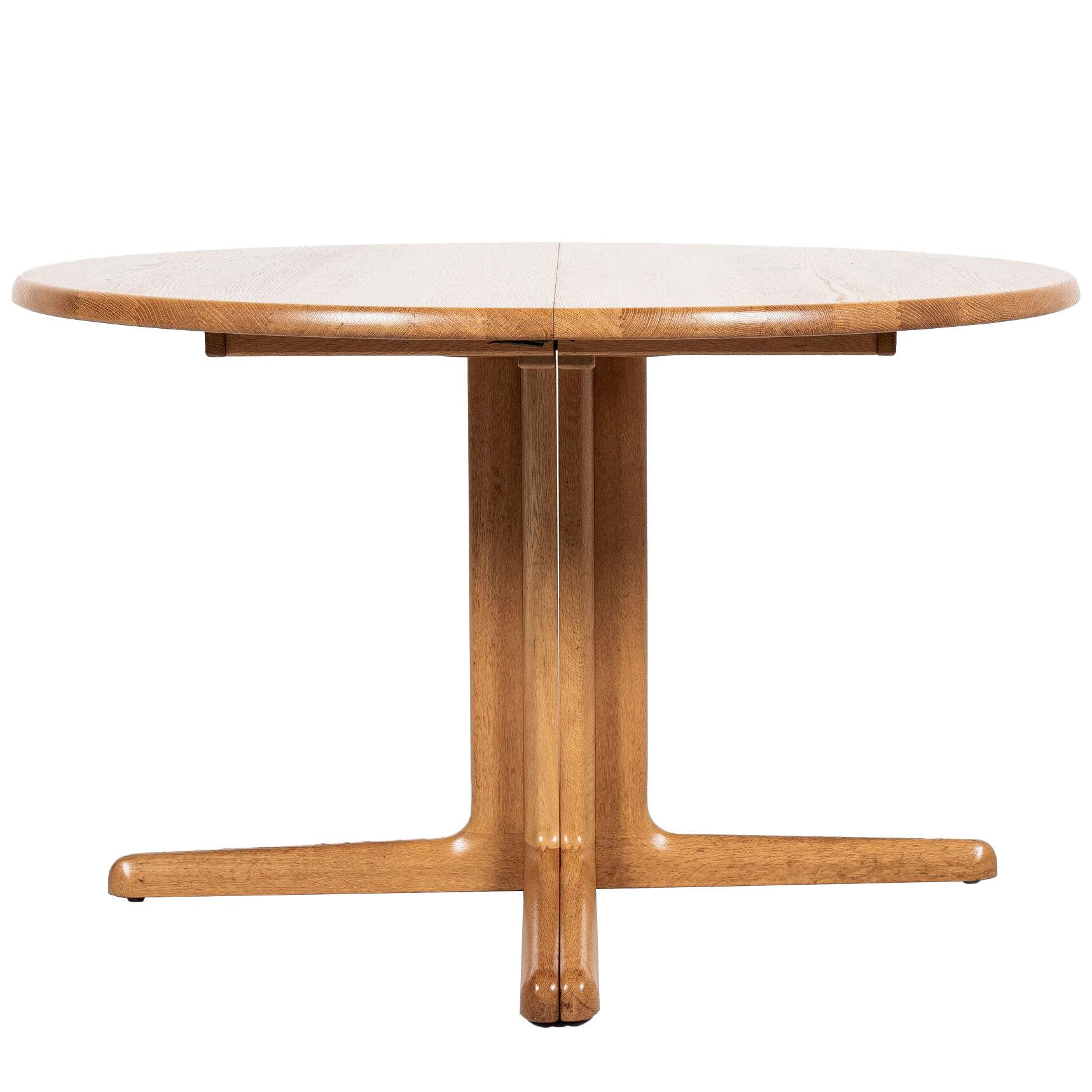 Midcentury Danish round dining table in solid oak with 2 extensions 1960s